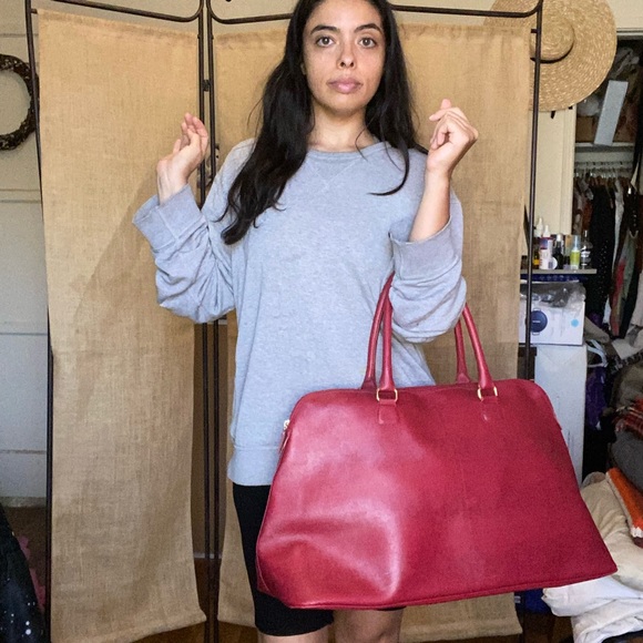 Vintage Large Red Leather Bag - Picture 2 of 15